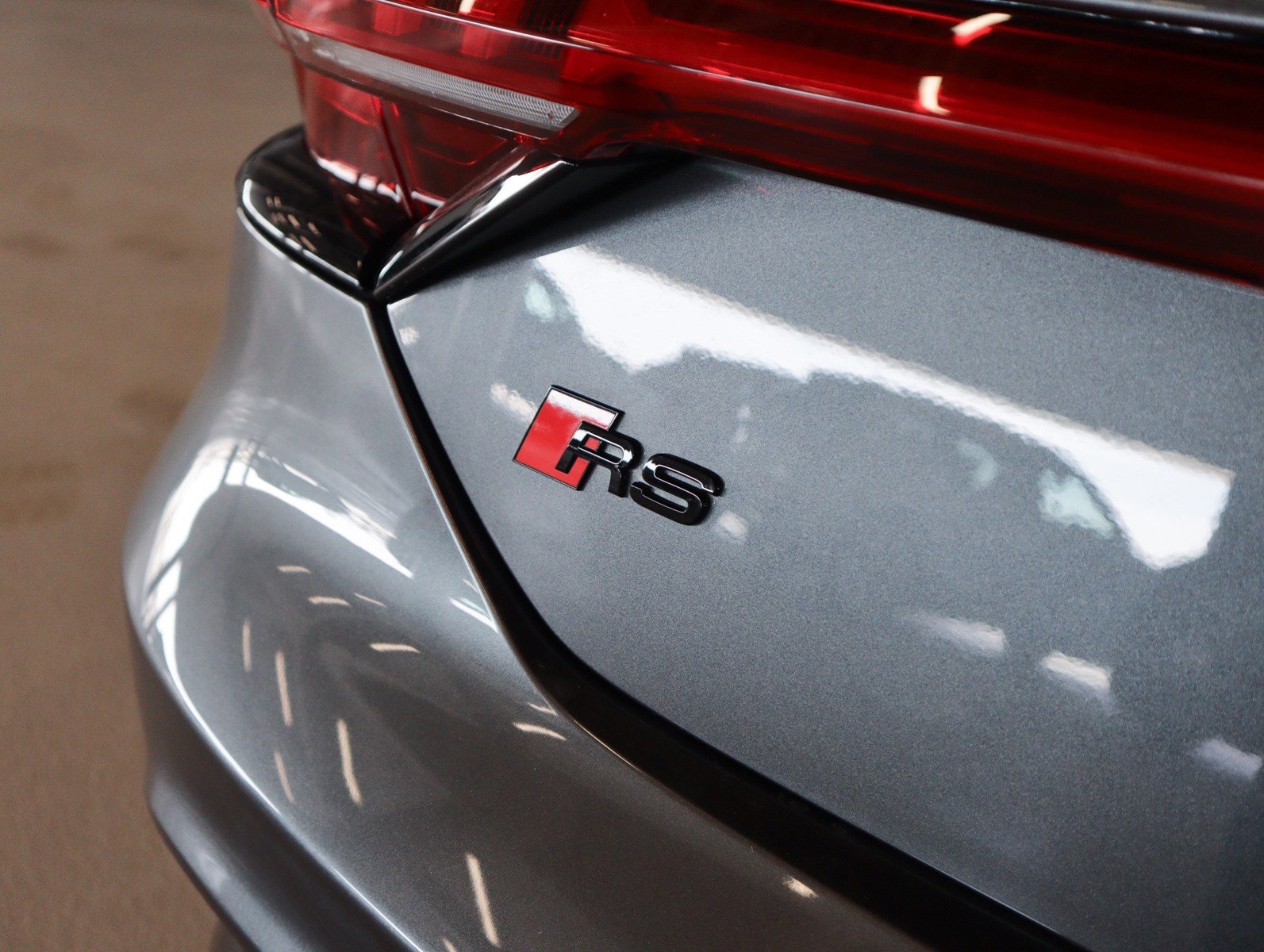 Used 2023 Audi RS e-tron GT w/ Carbon Performance Package image 28