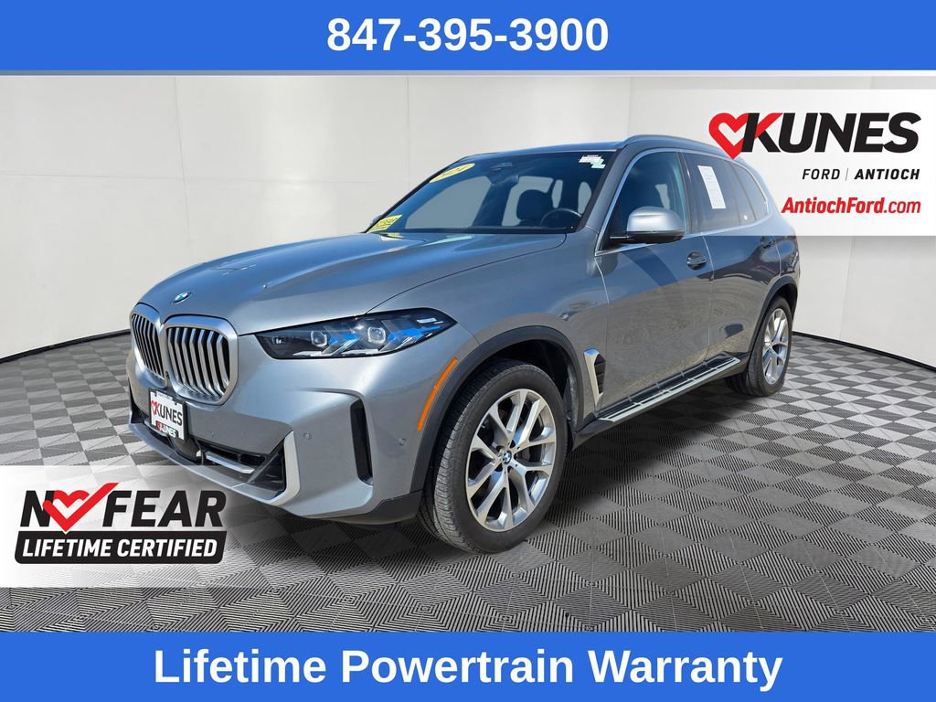 Used 2024 BMW X5 xDrive40i w/ Premium Package AWD/4WD image 3