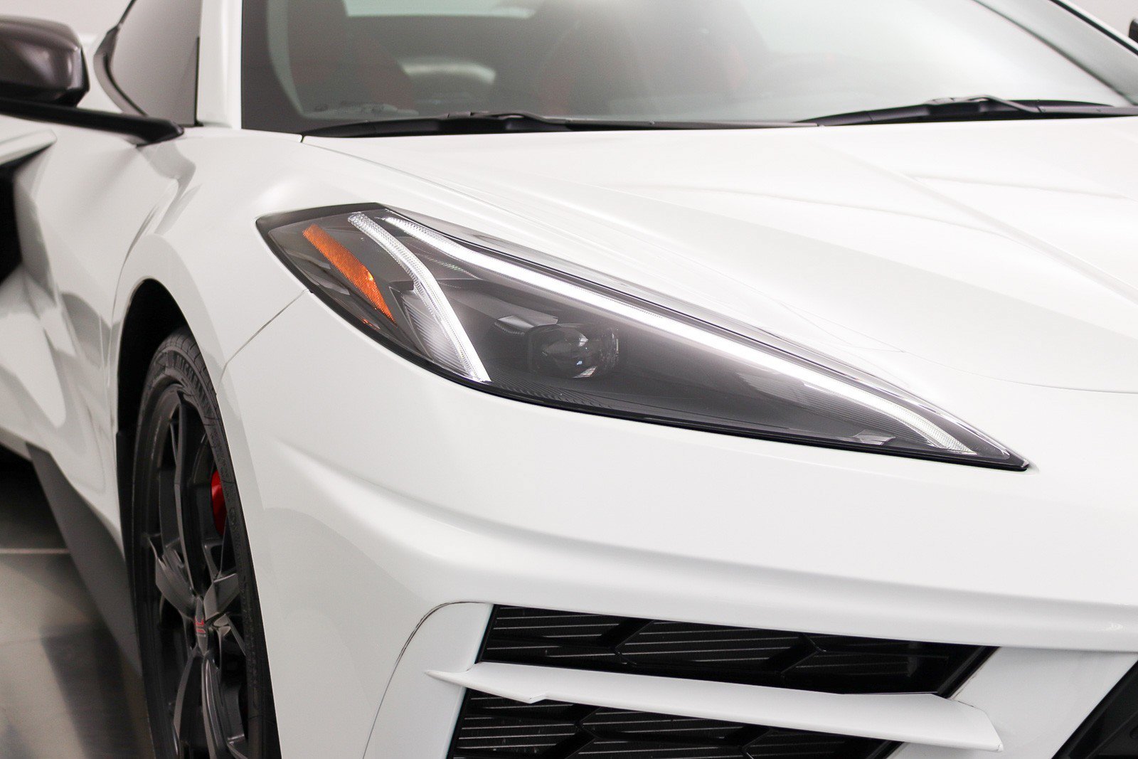 Used 2021 Chevrolet Corvette Stingray Premium Conv w/ Z51 Performance Package RWD image 10