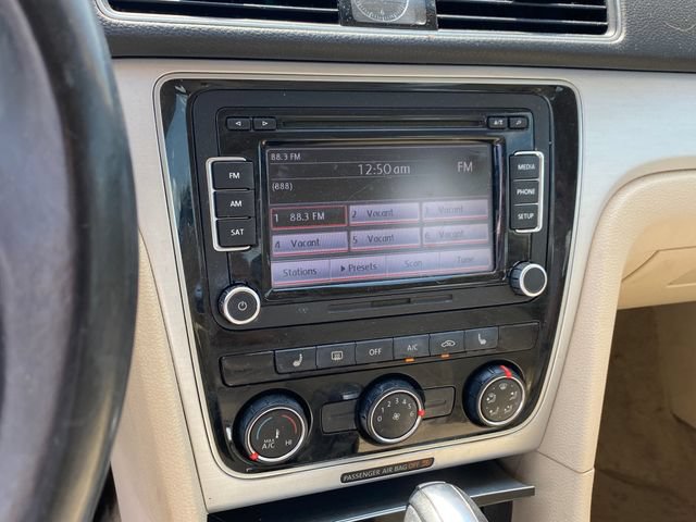 Used 2013 Volkswagen Passat 2.5 SE FWD image 7