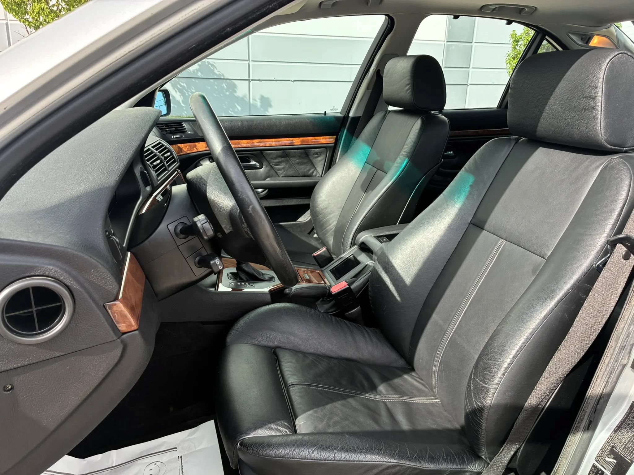 Used 2000 BMW 540i Sedan RWD image 10