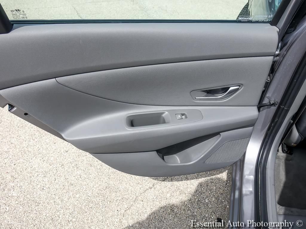 Used 2025 Hyundai Elantra SEL FWD image 23