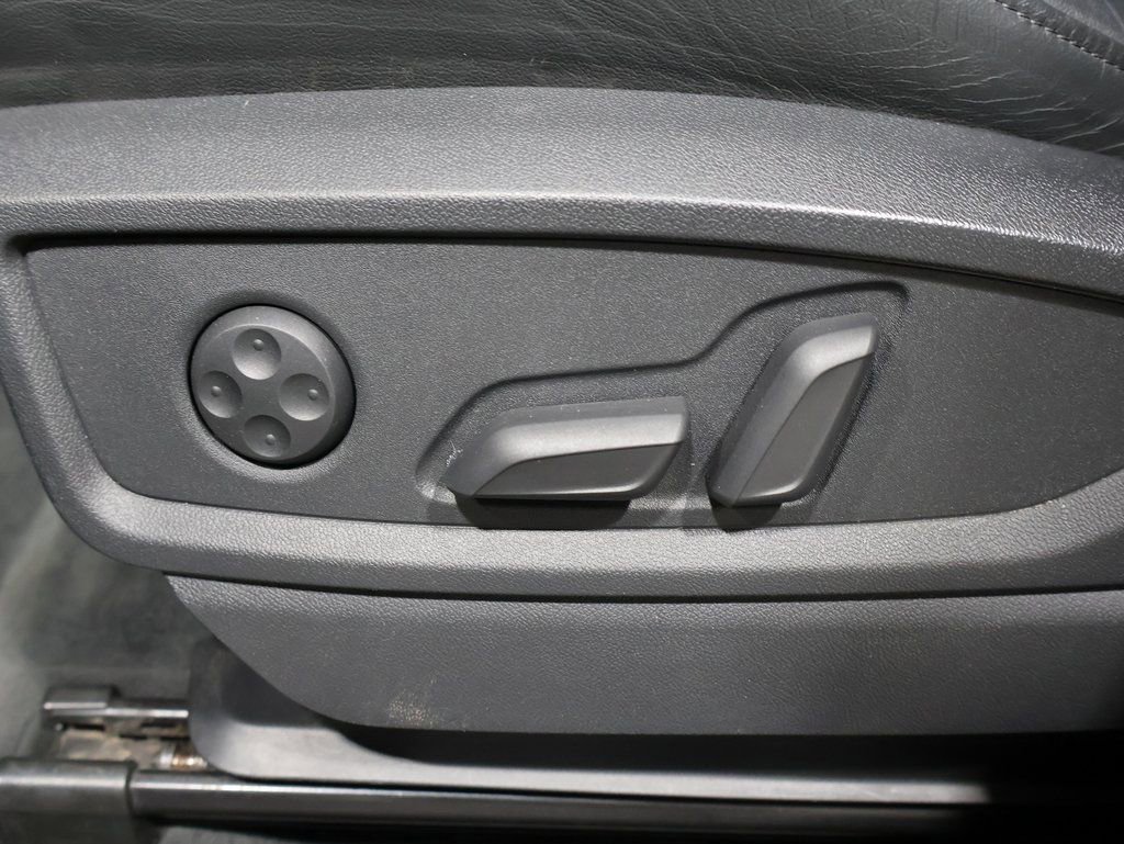 Used 2023 Audi Q5 e Premium image 9