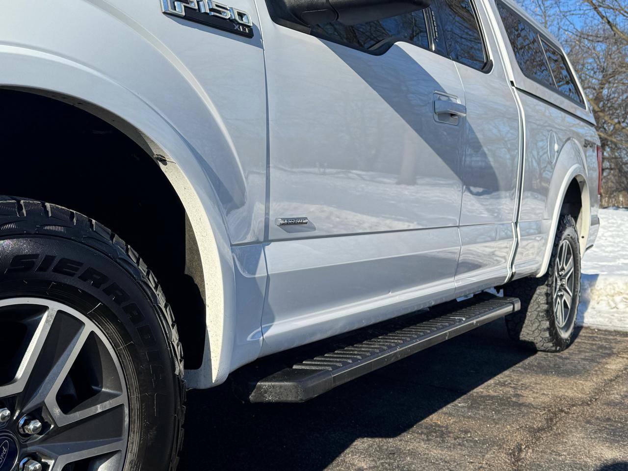 Used 2017 Ford F150 XLT w/ Equipment Group 302A Luxury AWD/4WD image 21