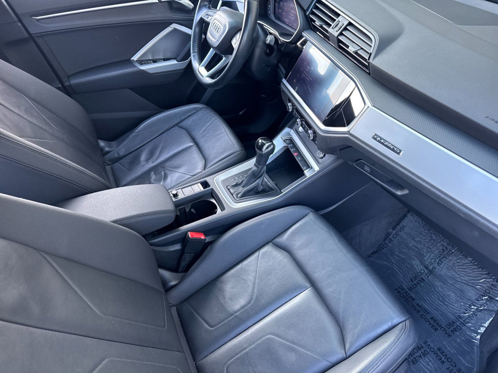 Used 2020 Audi Q3 2.0T Premium image 16