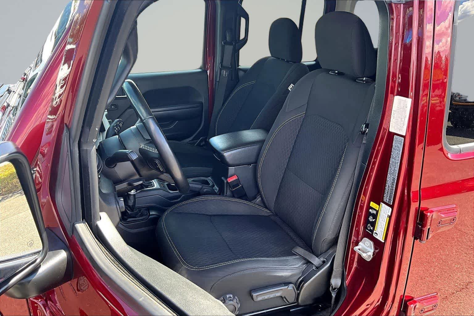Used 2021 Jeep Wrangler Unlimited Sport AWD/4WD image 11