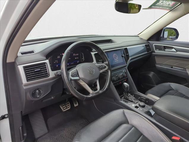 Used 2021 Volkswagen Atlas SEL Premium image 11