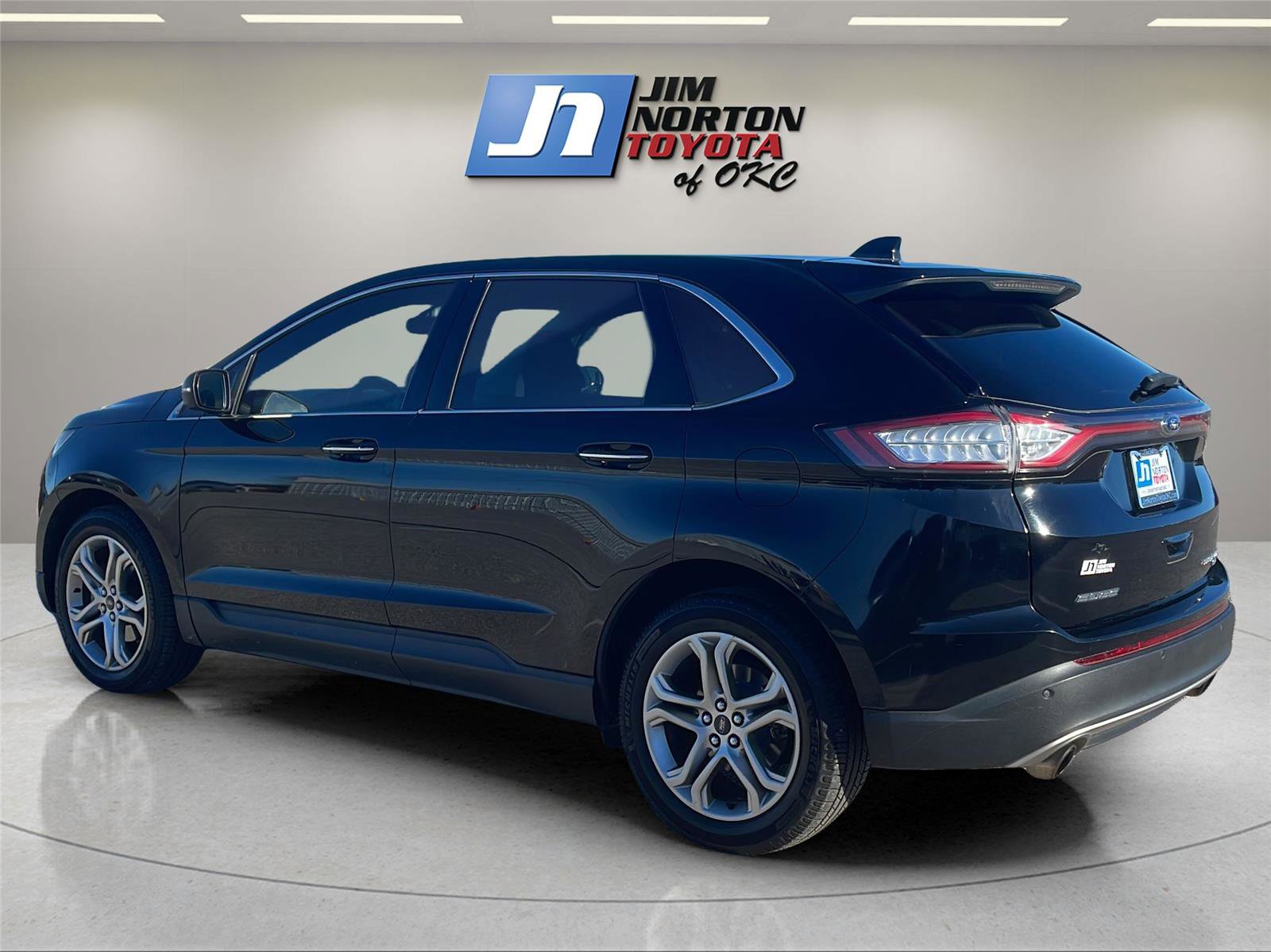 Used 2016 Ford Edge Titanium w/ Technology Package image 7