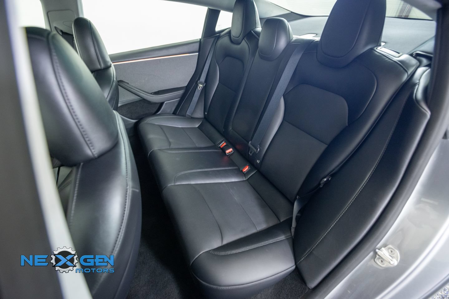 Used 2025 Tesla Model 3 Long Range RWD image 30