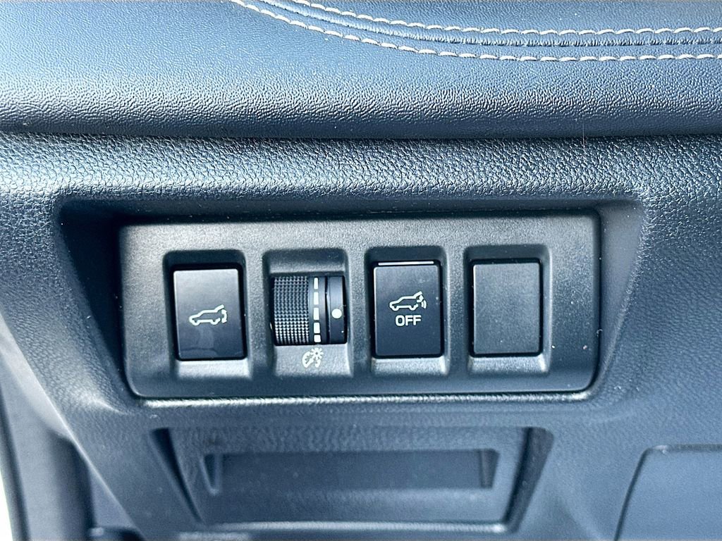 Used 2023 Subaru Outback Limited image 10