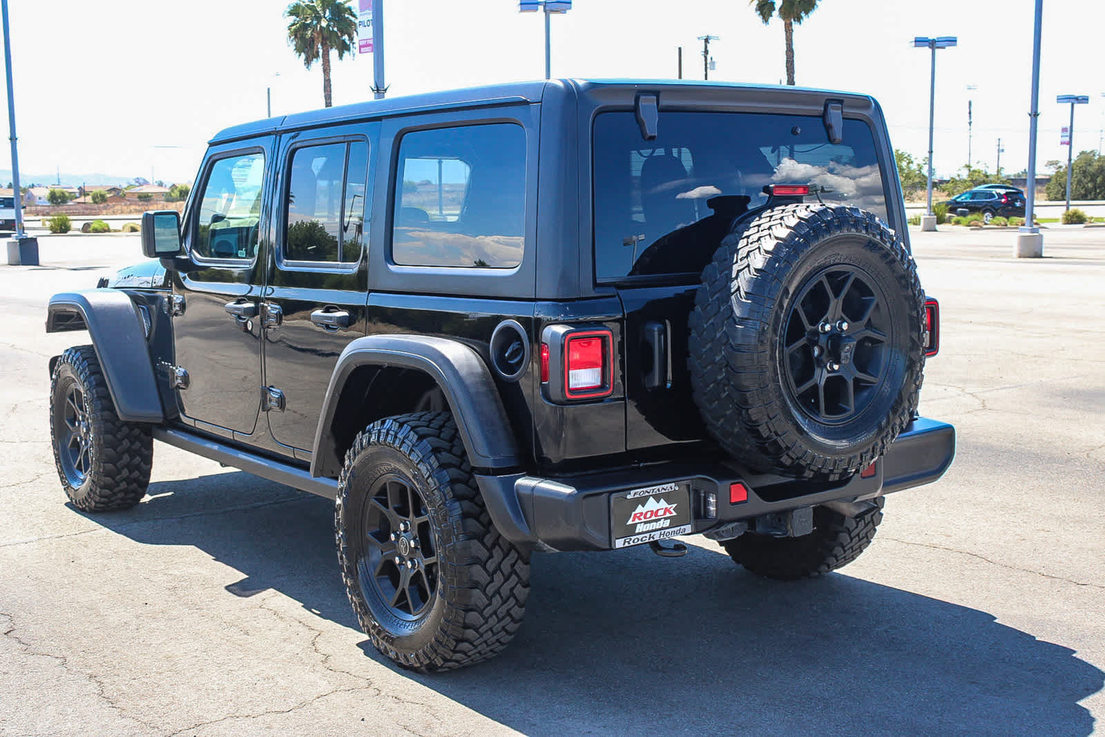 Used 2025 Jeep Wrangler Unlimited Sport AWD/4WD image 8