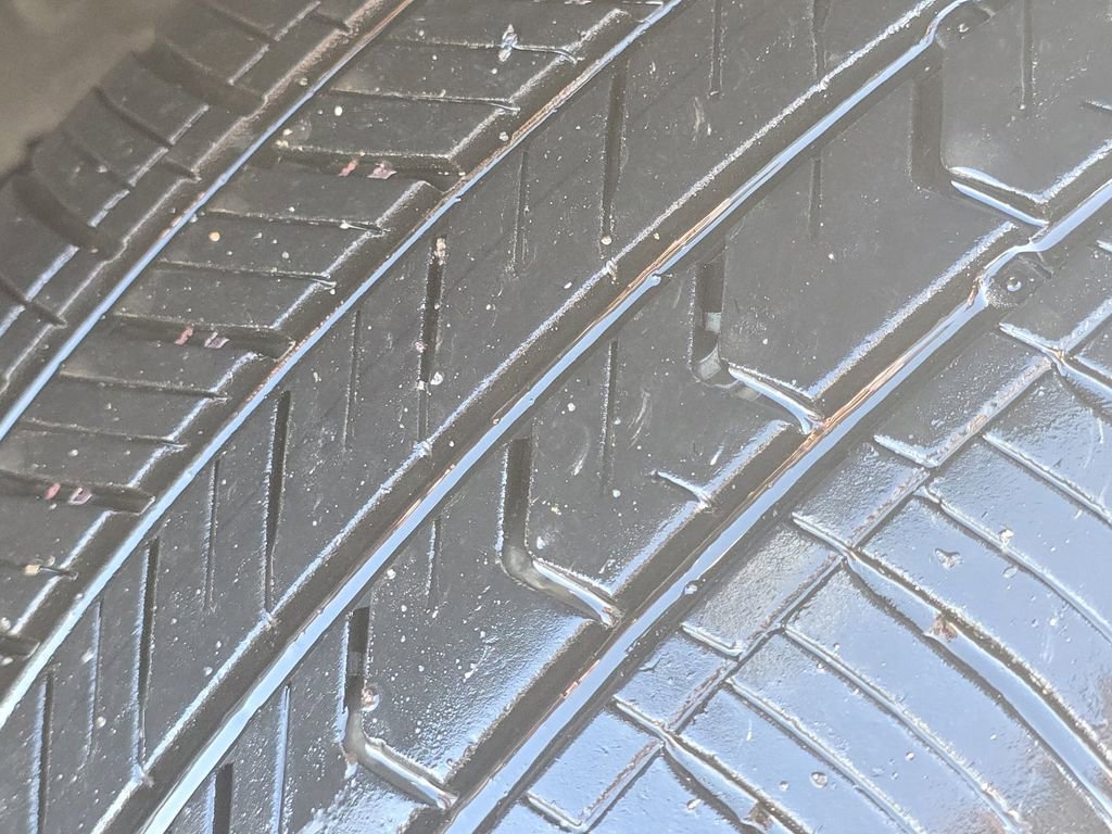 Used 2021 Kia Seltos SX w/ SX Sunroof Package image 12