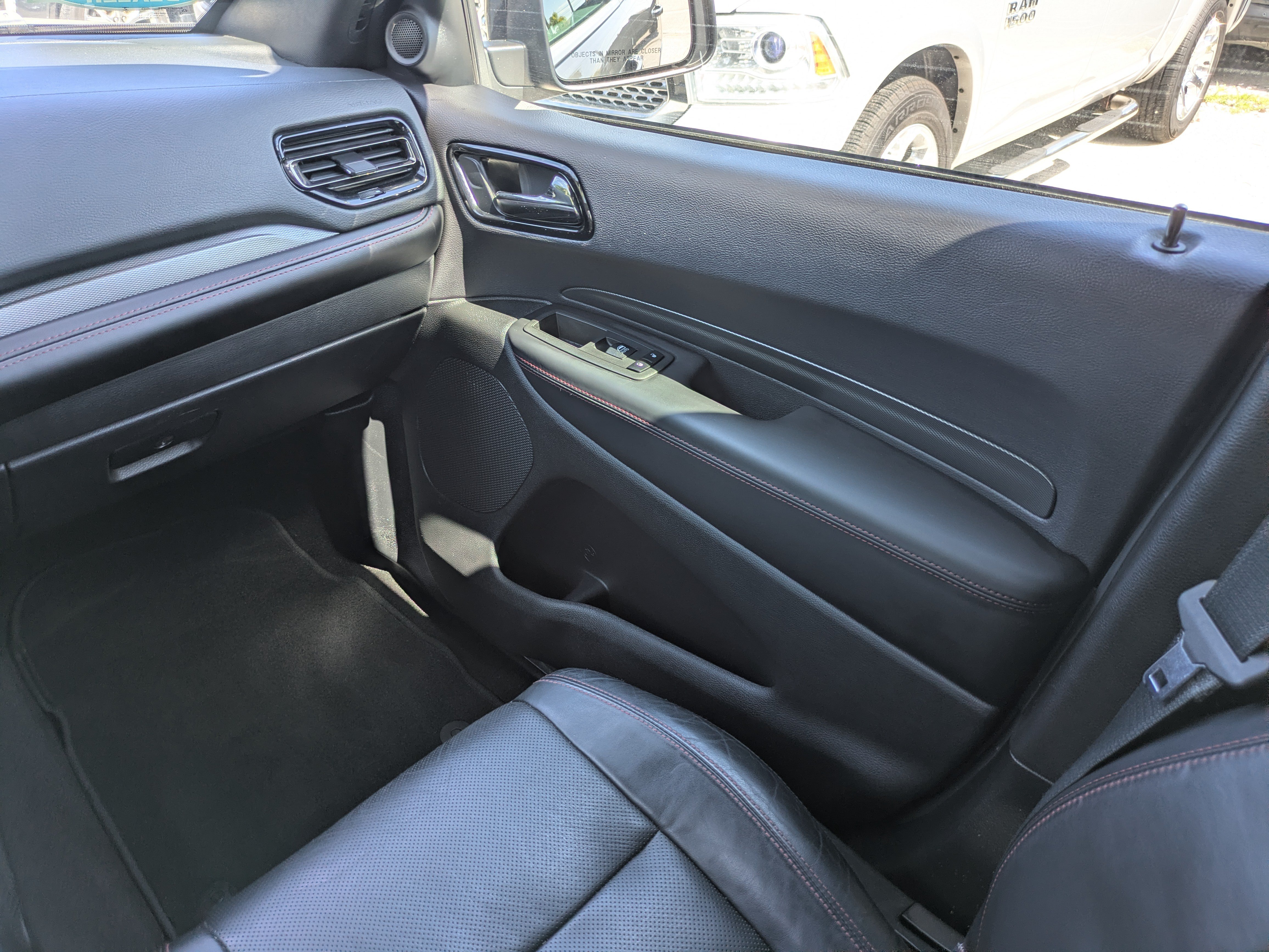 Used 2021 Dodge Durango R/T w/ Blacktop Package RWD image 17
