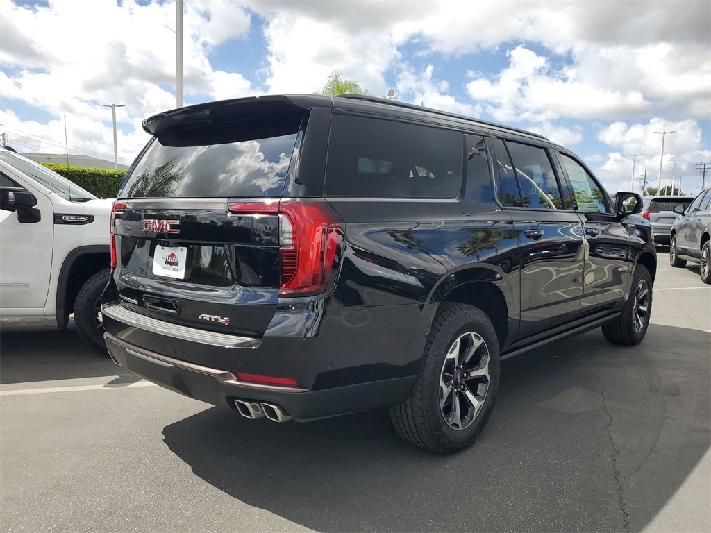 New 2026 GMC Yukon XL AT4 Ultimate image 4