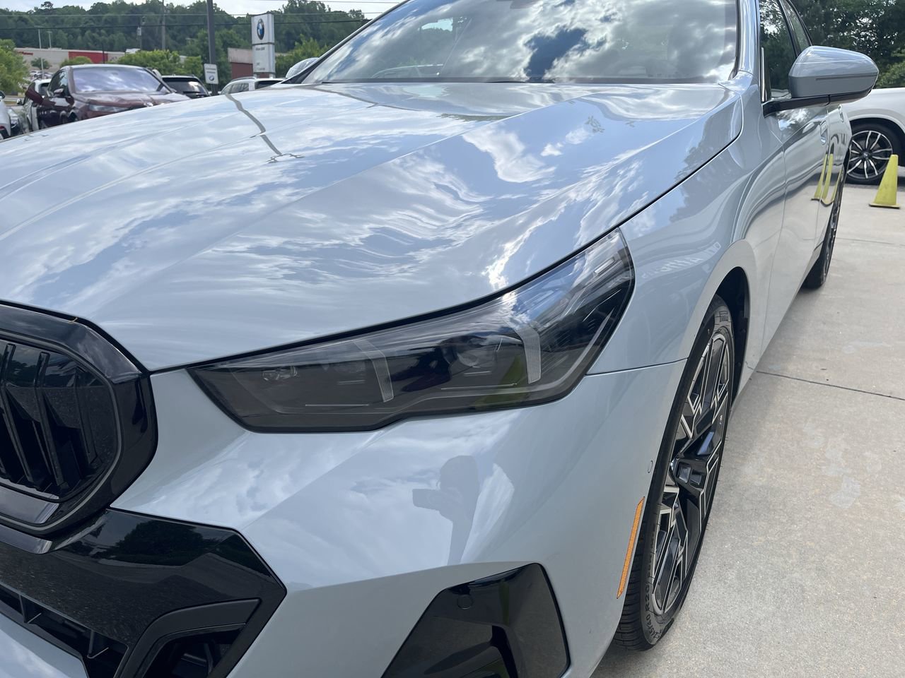 New 2026 BMW 530i xDrive w/ M Sport Package AWD/4WD image 11
