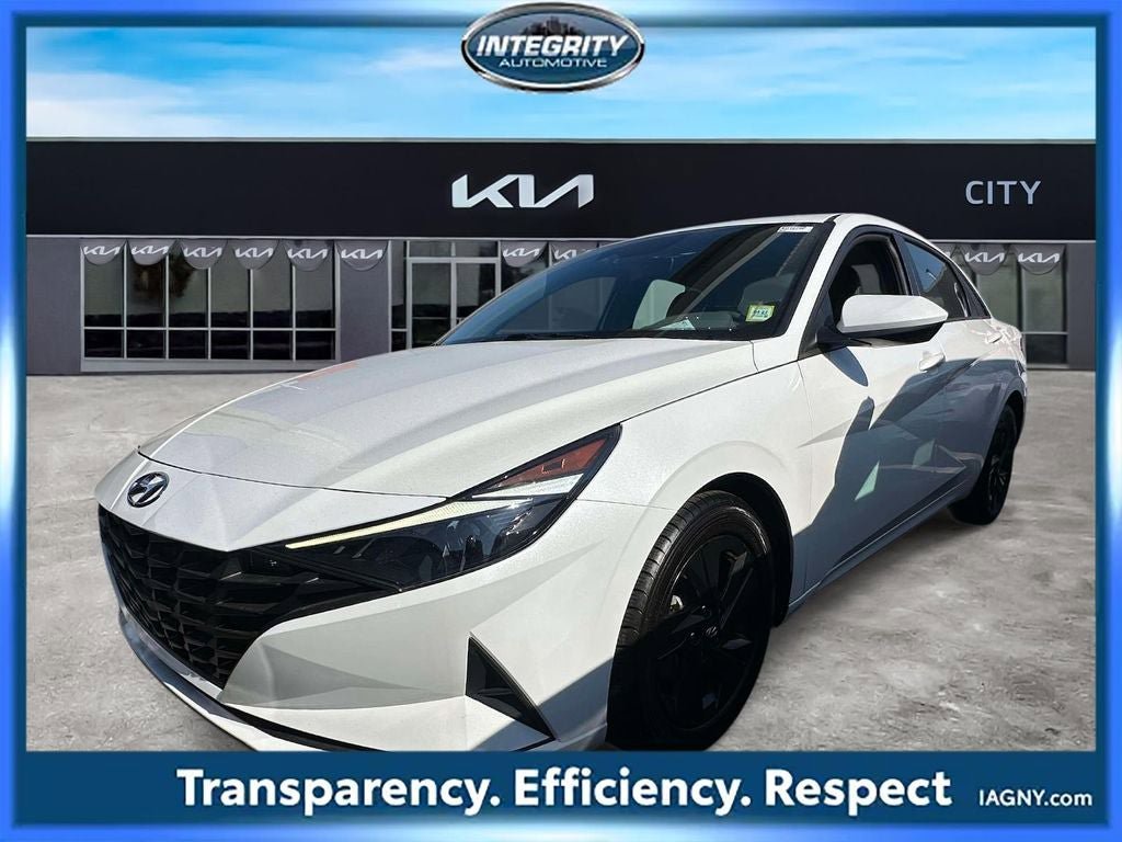 Used 2021 Hyundai Elantra SEL w/ Convenience Package FWD image 6