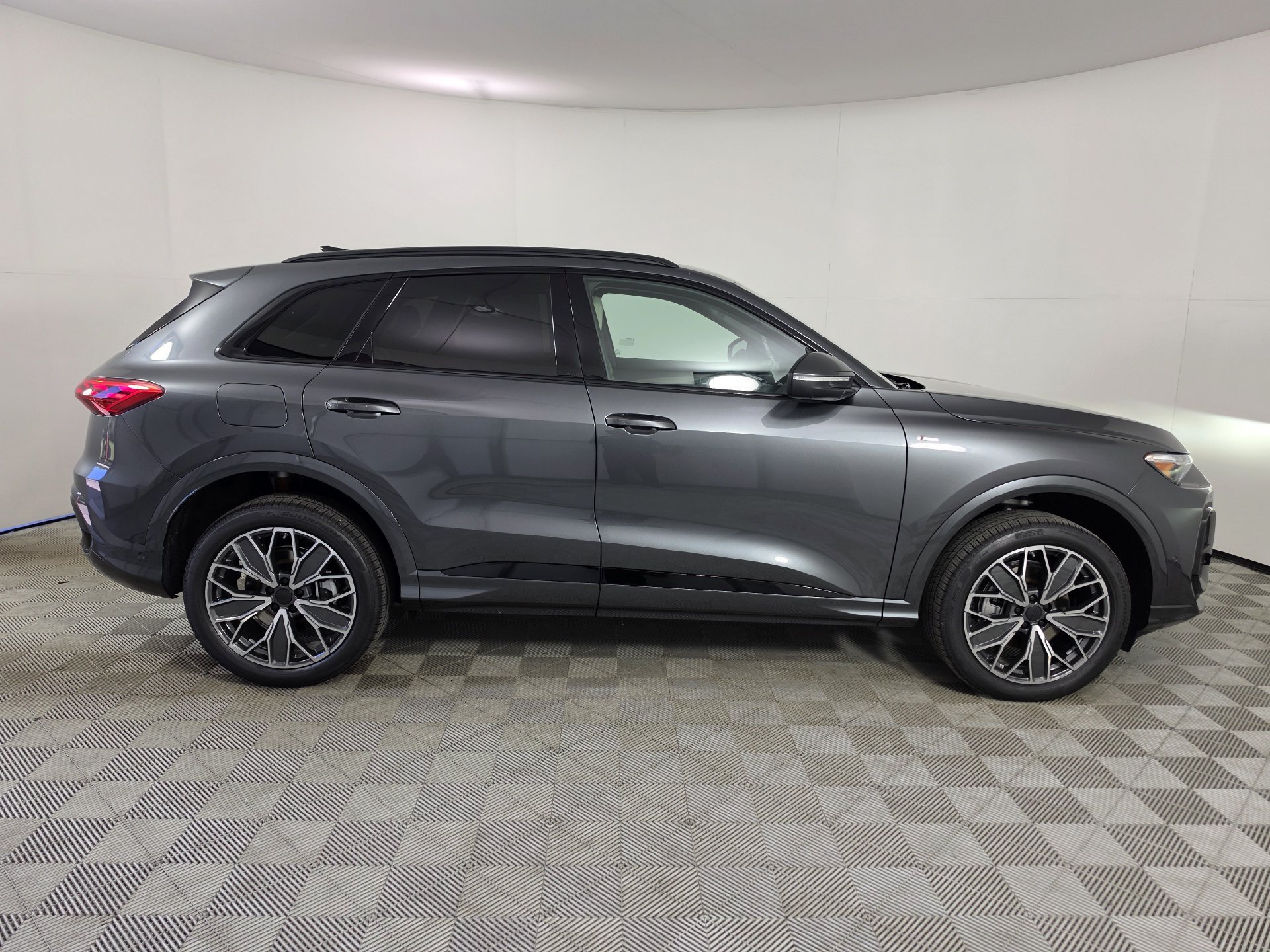 New 2026 Audi Q5 Premium Plus AWD/4WD image 8