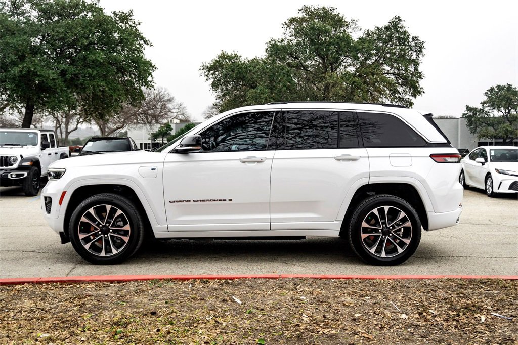 Used 2023 Jeep Grand Cherokee Overland image 8