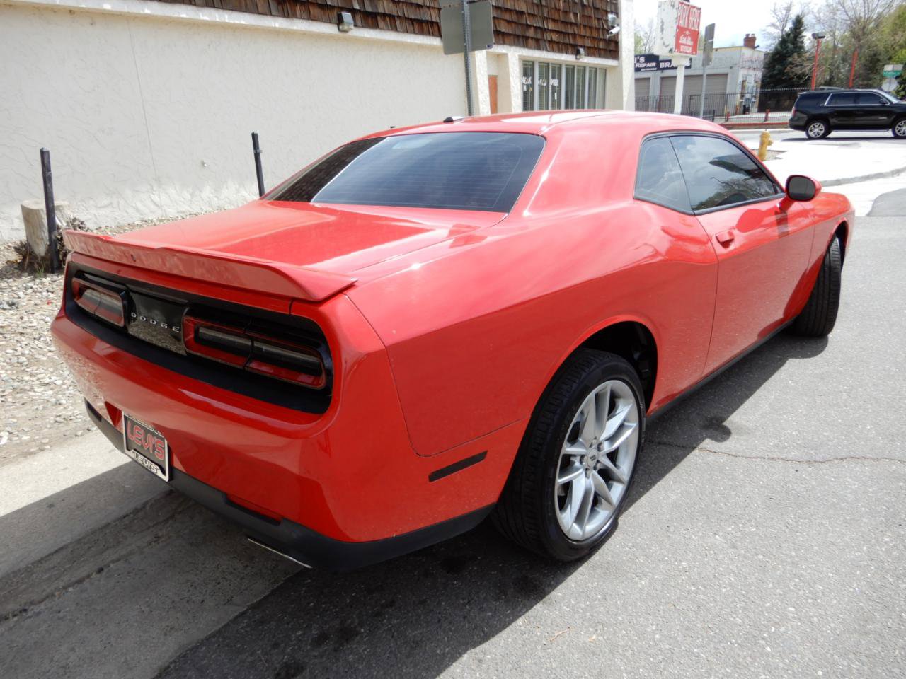 Used 2022 Dodge Challenger GT AWD/4WD image 5