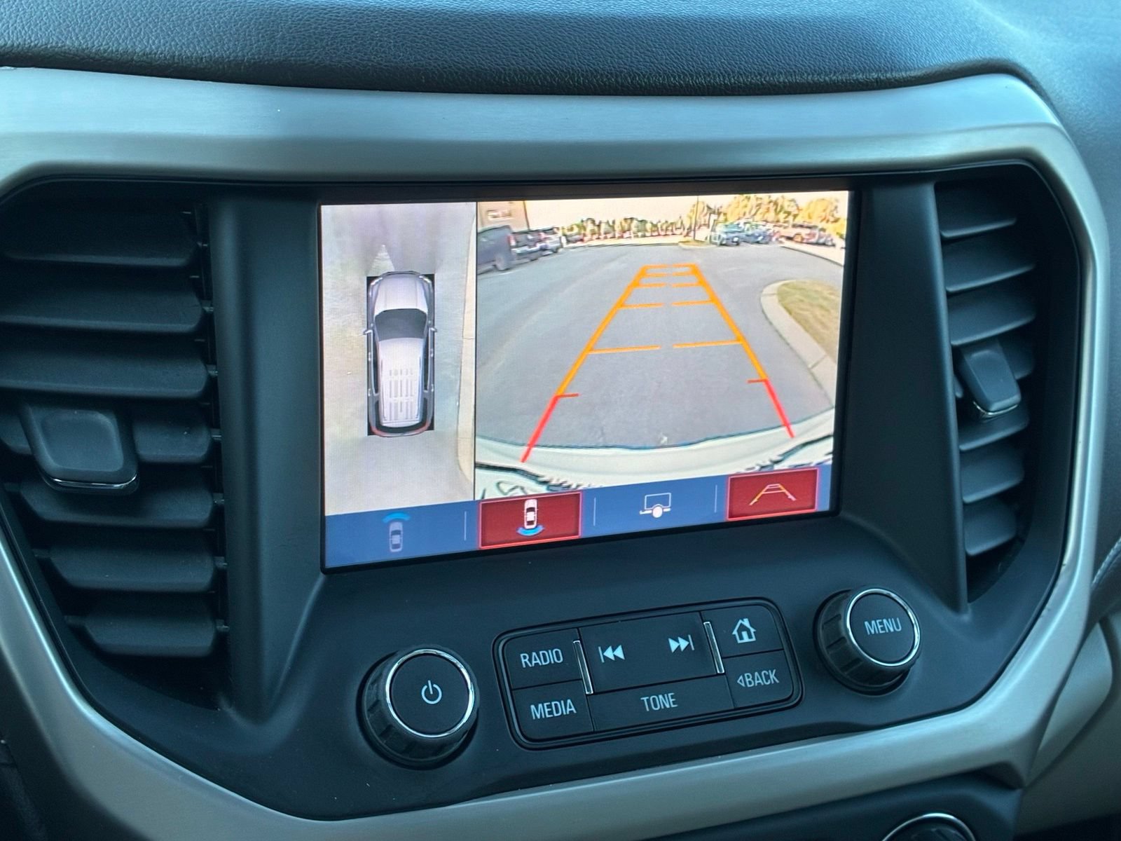 Used 2017 GMC Acadia Denali w/ Technology Package AWD/4WD image 23