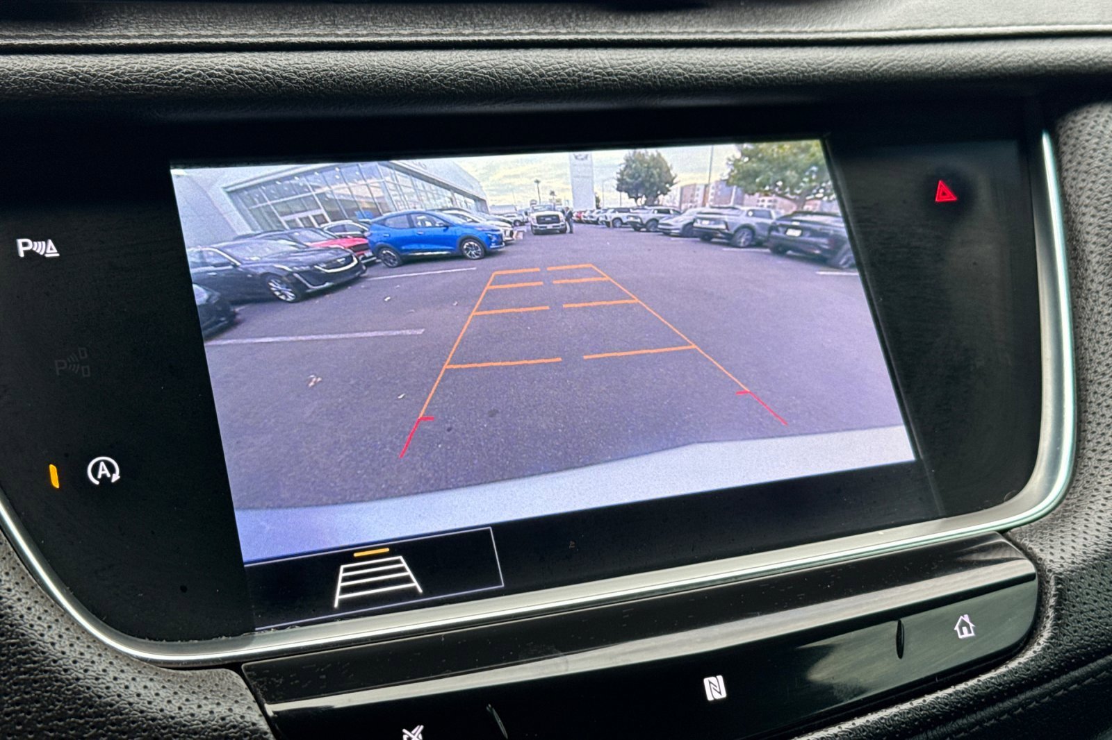 Used 2020 Cadillac XT5 Premium Luxury image 25