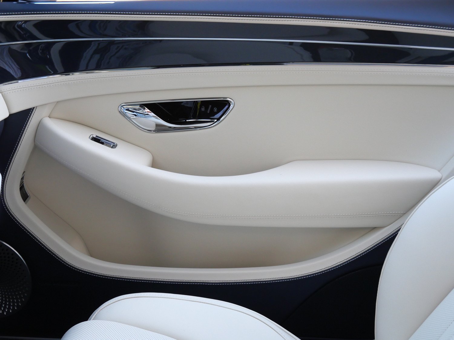 New 2026 Bentley Continental GT AWD/4WD image 15