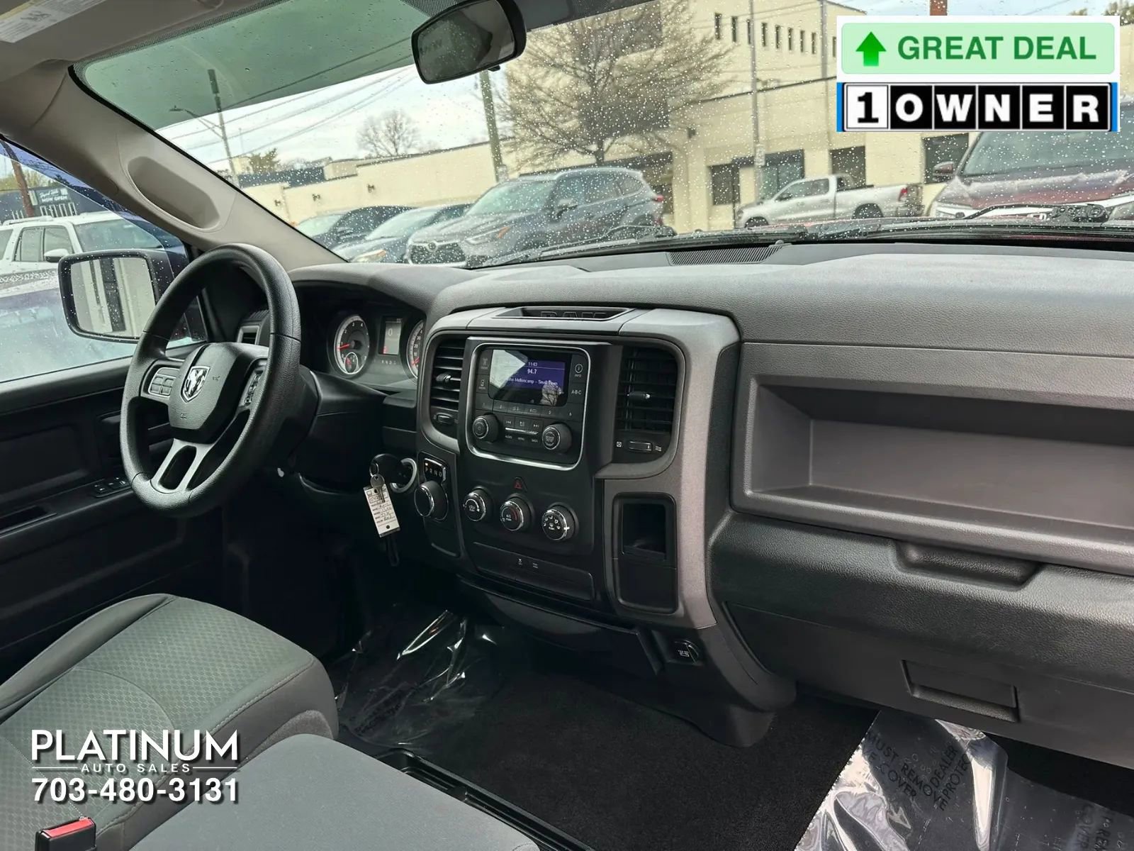 Used 2015 RAM 1500 Express image 12