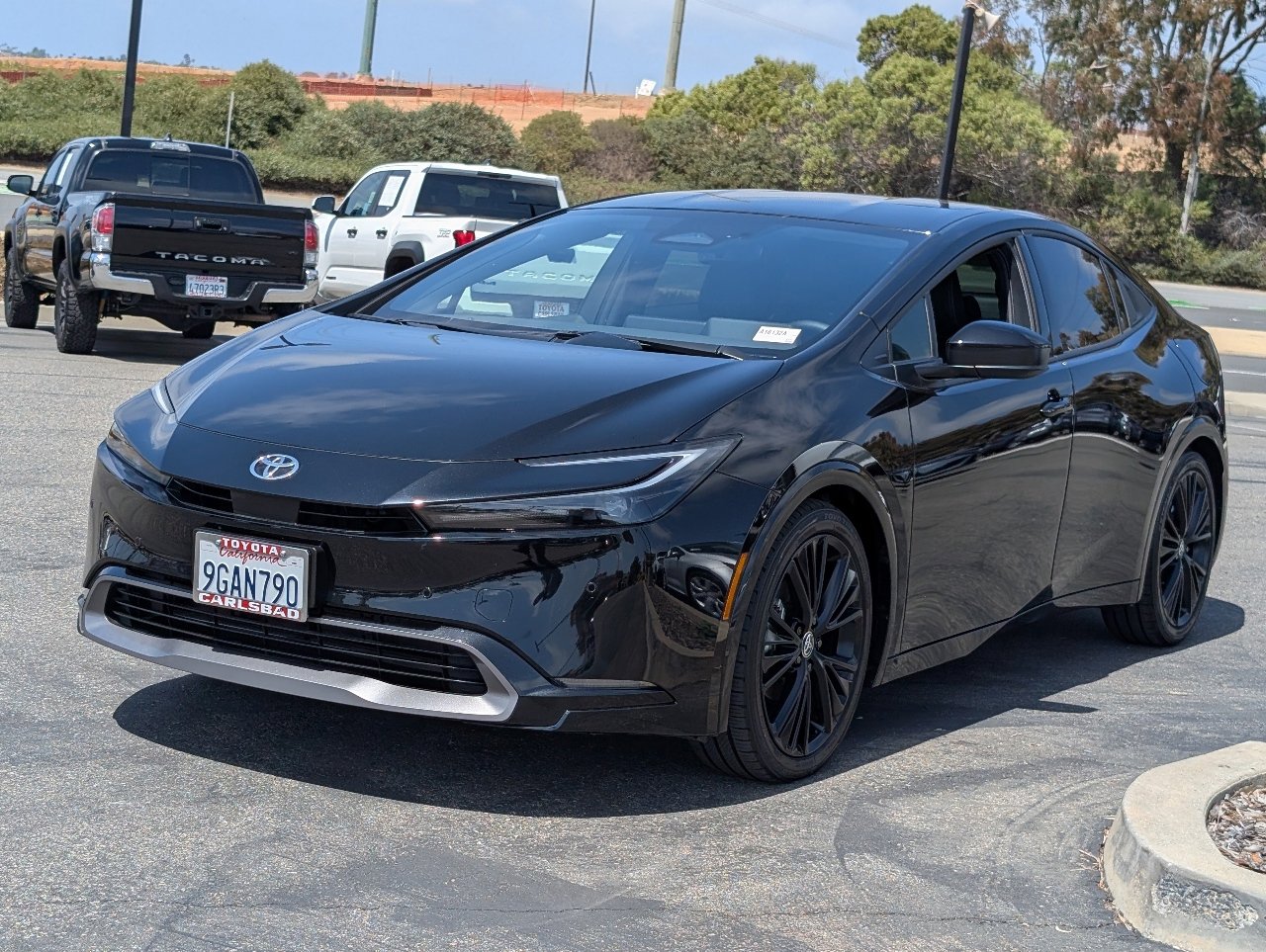 Used 2023 Toyota Prius XLE FWD image 11