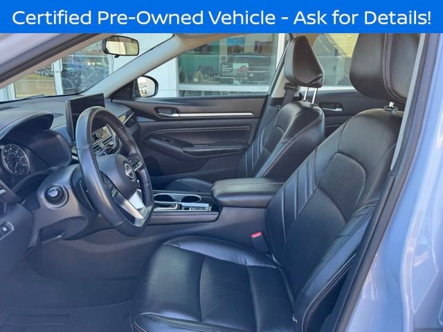 Used 2023 Nissan Altima 2.5 SR w/ SR Premium Package image 7