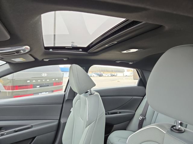 New 2026 Hyundai Elantra Limited image 29