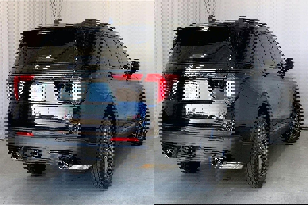 Used 2025 Ford Explorer ST w/ Sun And Sound Package image 13