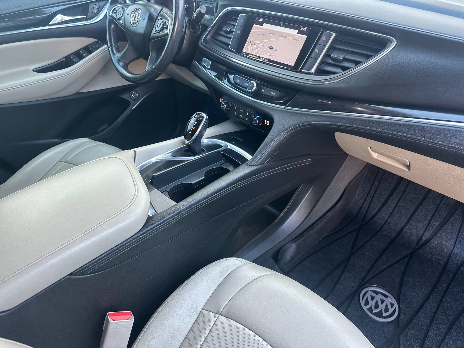 Used 2019 Buick Enclave Essence w/ LPO, Luxury Package AWD/4WD image 19
