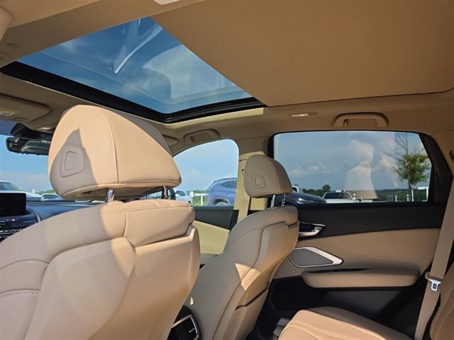Used 2023 Acura RDX w/ Technology Package FWD image 13