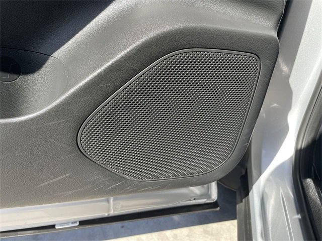 Used 2023 Nissan Rogue SV image 23