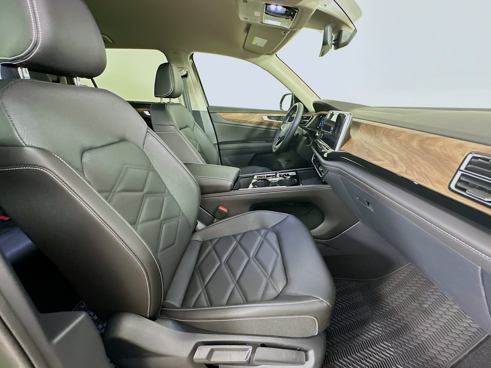 New 2026 Volkswagen Atlas SE AWD/4WD image 43