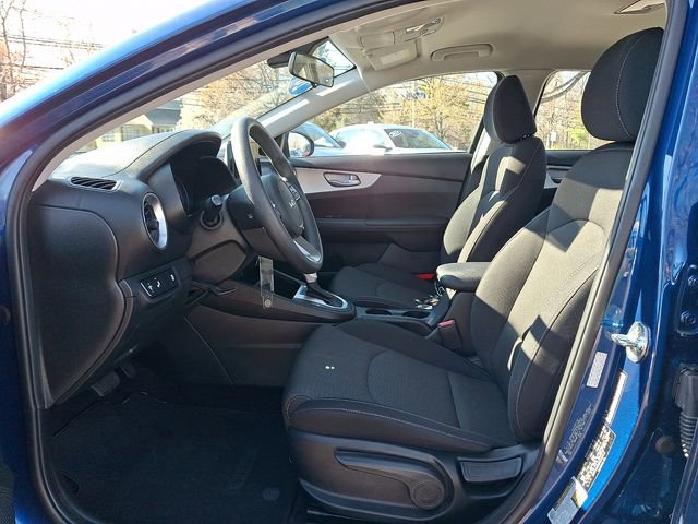 Used 2023 Kia Forte LXS w/ LXS Technology Package image 13