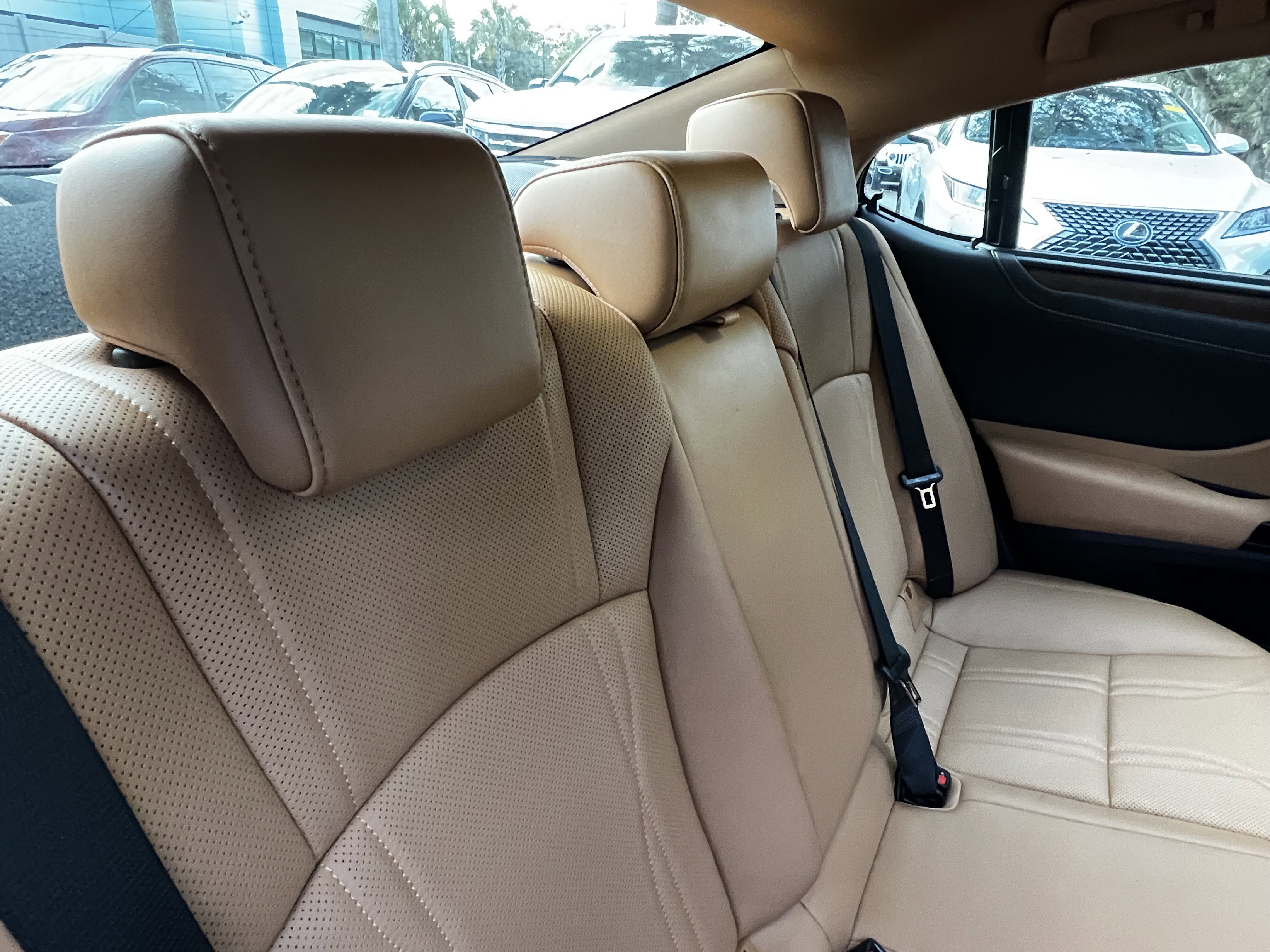 Used 2023 Lexus ES 350 Ultra Luxury image 42