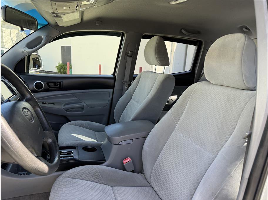 Used 2010 Toyota Tacoma PreRunner RWD image 13