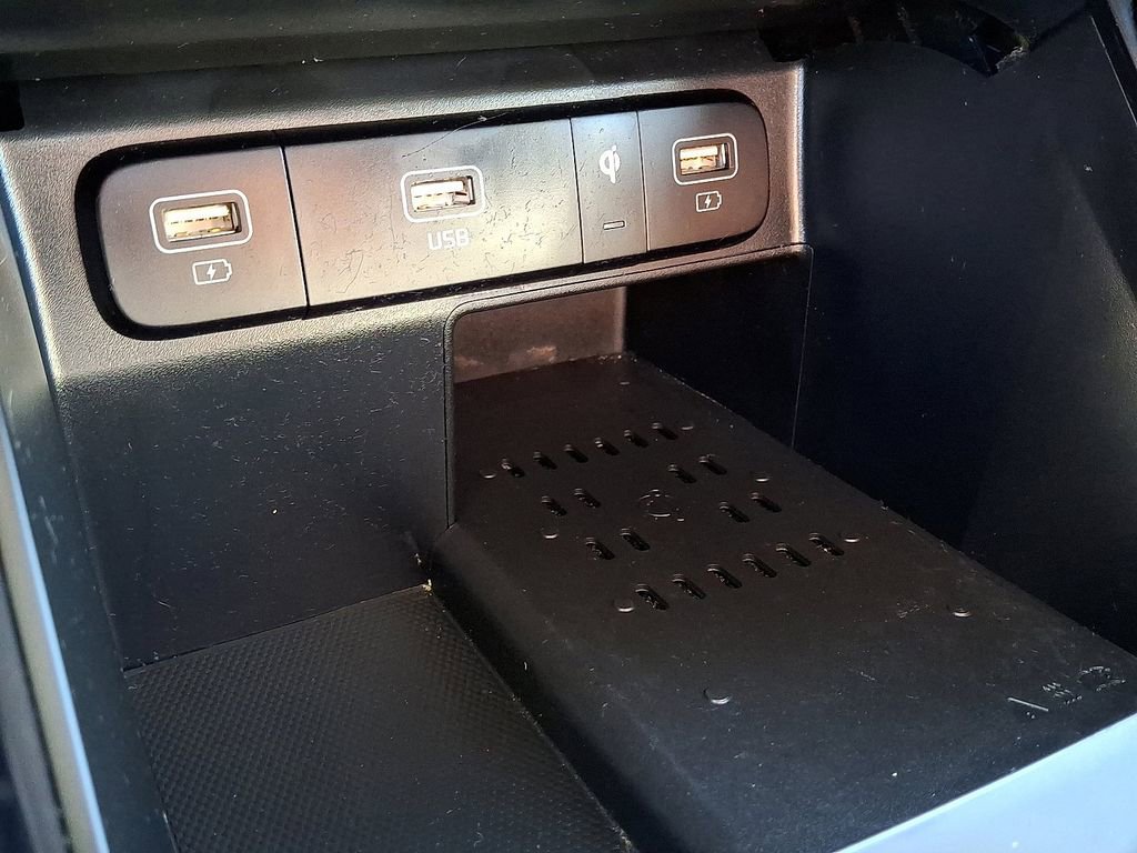 Certified 2022 Kia Sorento X-Line EX image 27