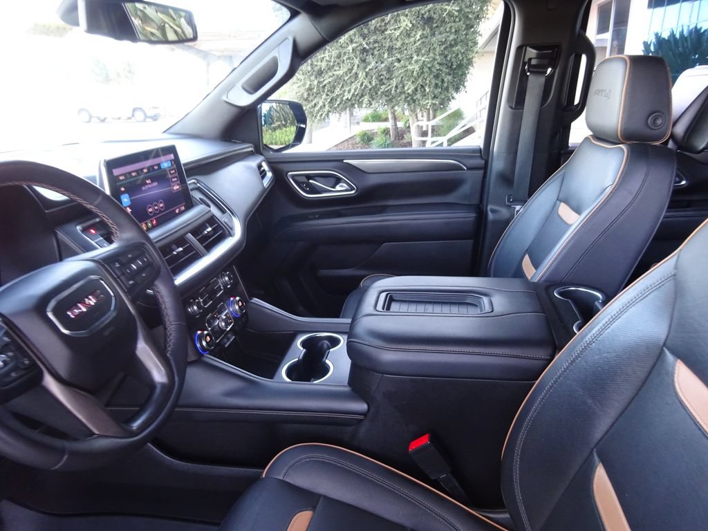 Used 2021 GMC Yukon AT4 w/ AT4 Premium Plus Package AWD/4WD image 13