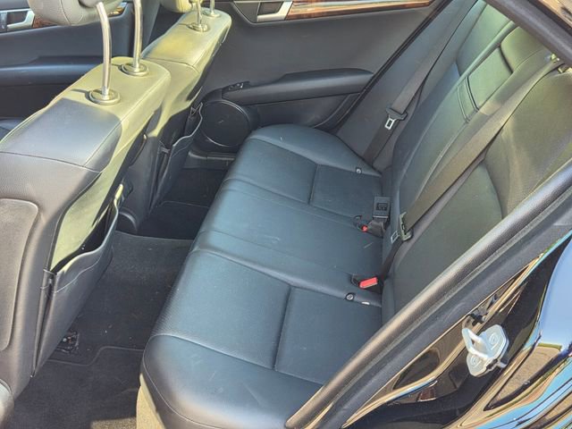Used 2013 Mercedes-Benz C 250 Sedan image 13