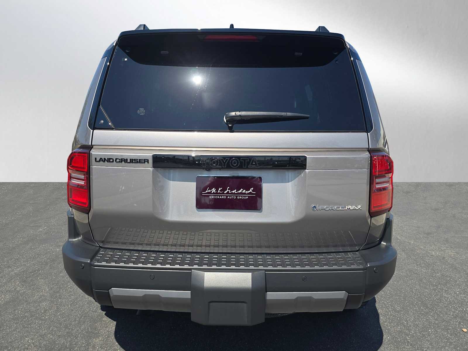 Used 2025 Toyota Land Cruiser w/ Premium Package image 4