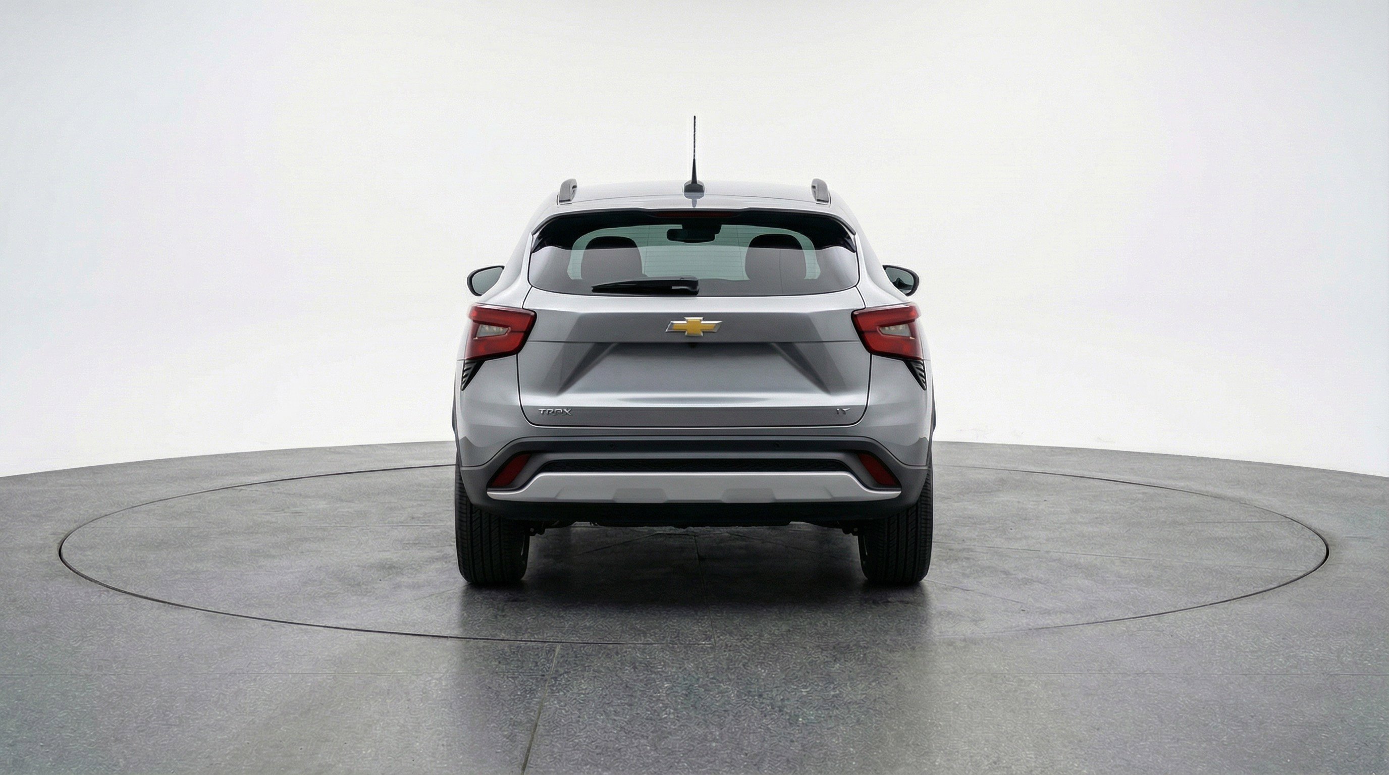 Used 2025 Chevrolet Trax LT w/ LT Convenience Package FWD image 7