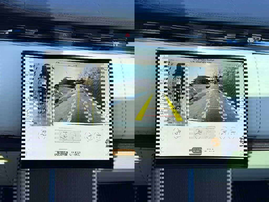 New 2026 Land Rover Range Rover SE image 27