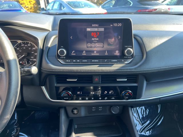 Used 2024 Nissan Rogue SV image 20