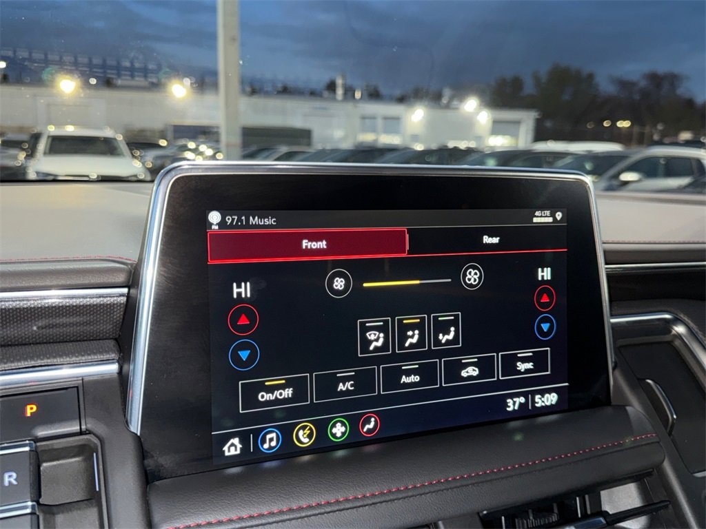 Used 2021 Chevrolet Tahoe RST w/ Luxury Package image 16