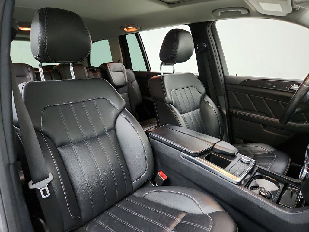 Used 2016 Mercedes-Benz GL 450 4MATIC image 29