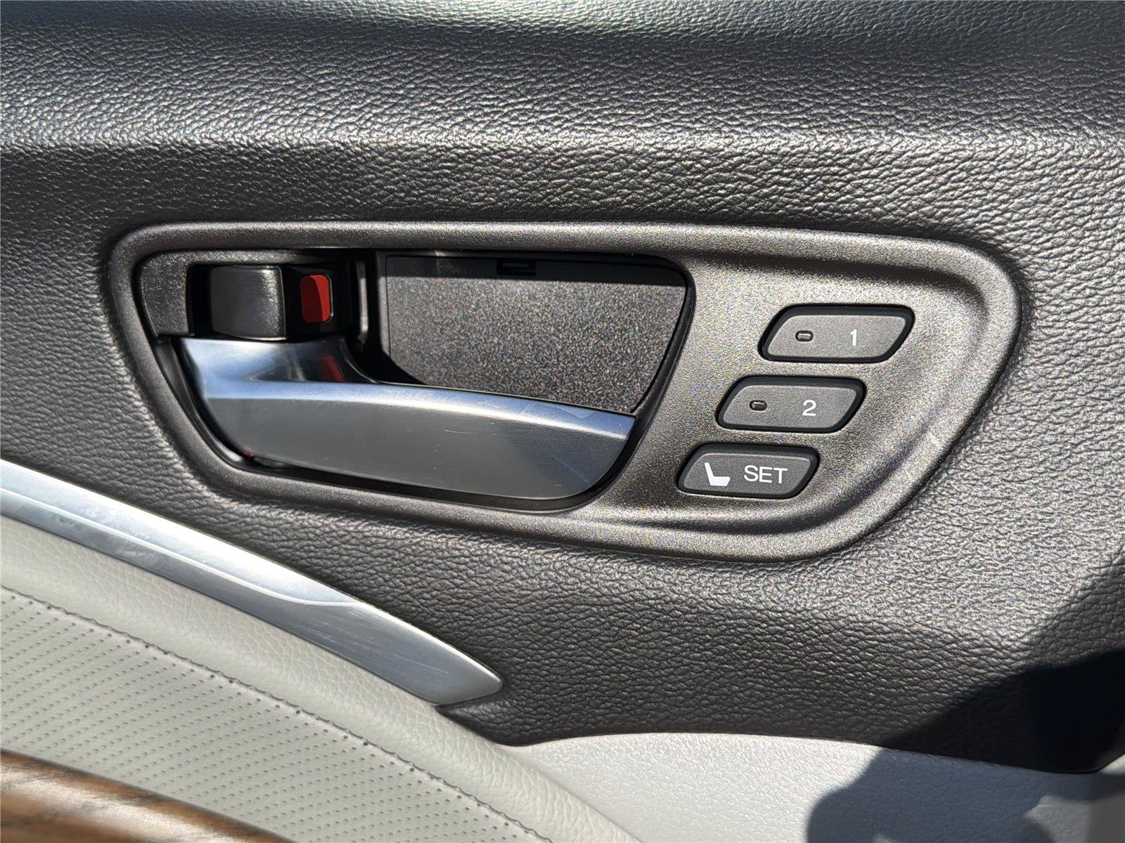 Used 2020 Acura MDX SH-AWD w/ Technology Package image 19