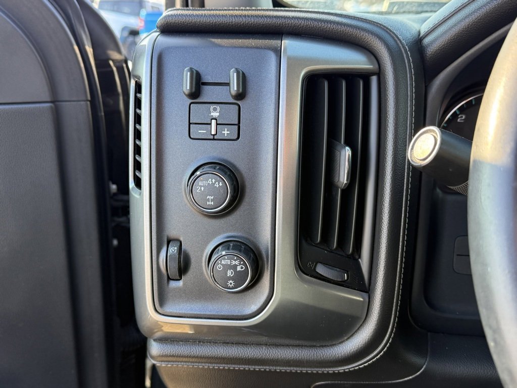 Used 2017 Chevrolet Silverado 1500 LTZ w/ Sport Package image 18