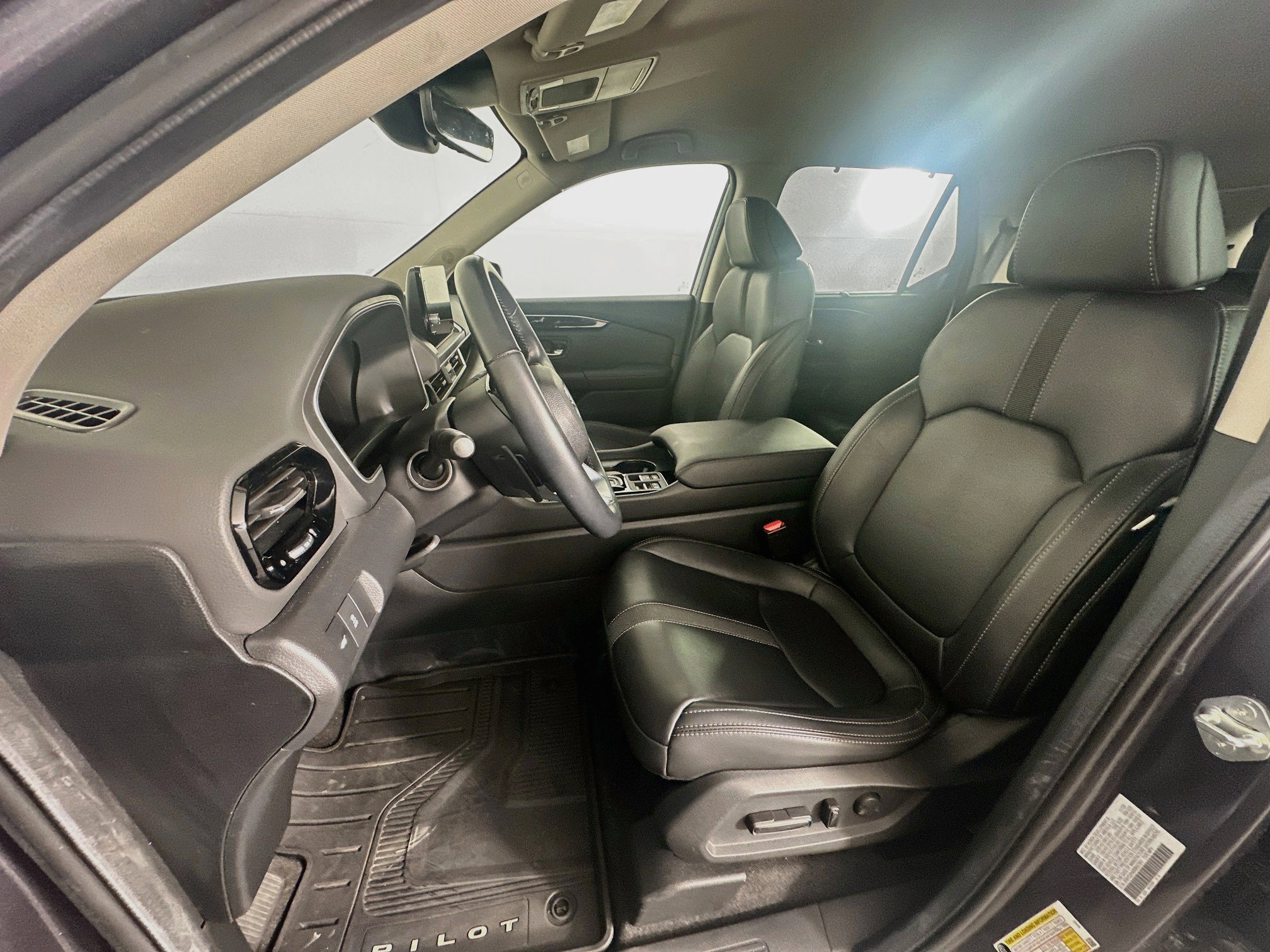 Used 2024 Honda Pilot EX-L image 13